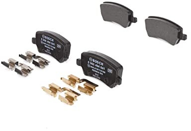 Bosch BP1120 - Auto Bremsbeläge hinten - Bosch-Qualität - für leises Bremsen mit wenig Staub - ECE-R90 zertifiziert - kupferfrei - 1 Set mit 4 Bremsbelägen - Mit Zubehör