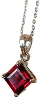 LKBEADS ciondolo quadrato sfaccettato rosso in granato naturale 7x7 mm, collana quadrata in argento sterling 925 con catena a maglie da 18 pollici, energia, passione, protezione, chakra della radice,