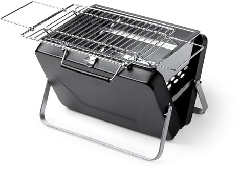Barbacoa portátil para carbón realizada en acero inoxidable. Grill de diseño plegable en formato maletín con parrilla abatible para ahumar y acampar al aire libre