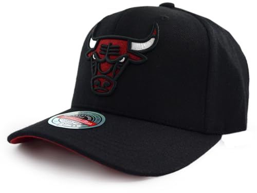 Mitchell & Ness NBA Custom Patch Classic Red Snapback Cap Chicago Bulls Black