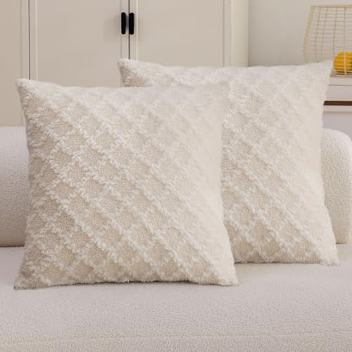 Home Brilliant Lot de 2 housses de coussin décoratives en fourrure synthétique super douces, motif argyle, pour salon, chambre à coucher, canapé, 45 x 45 cm, crème