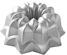 NordicWare Vintage Star Cake Pan, Aluminium, Silber, 25,4 x 25,4 x 12,7 cm, 1 Einheiten
