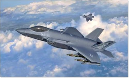 Revell Modellbausatz Lockheed Martin F-35A Lightning II – 1:72 Tarnkappenflugzeug, Detailgetreu, 3 Versionen, Waffenbestückung, JDAM, Paveway II, Modellbau für Militärflugzeug-Sammler