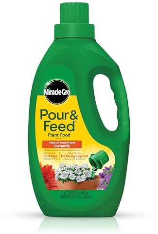 Miracle-Gro Pour & Feed Plant Food - Outdoor and Indoor Plant Fertilizer for Containers, Instantly Feeds, 32 fl. oz.