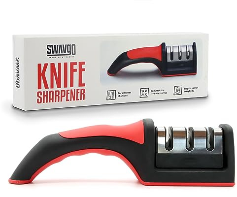 SWAVGO Messerschärfer 3 in 1 - hochqualitativer manueller Messerschärfer mit 3 Stufen - Küchenmesserzubehör - Klingenschleifer mit Keramikstein, Wolframcarbid-Scheiben, Diamant-Schleifsteine (Rot)