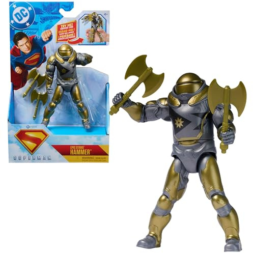 DC Comics, Superman, Linterna Verde, Figura de acción Epic Strike, 15 cm, Estilo como el de la película, Incluye 2 Accesorios, Juguetes para niños y niñas a Partir de 4 años