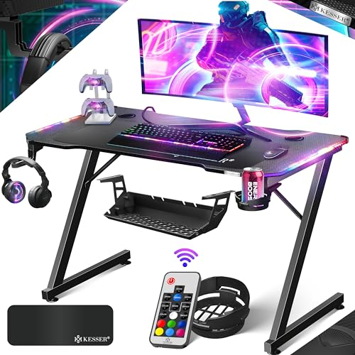 KESSER® Table de Jeu LED - 100 cm x 60 cm - Bureau Gamer en Forme de Z - Crochet pour Casque et revêtement en Carbone - Bureau d'ordinateur Ergonomique - Table Stable avec Porte-gobelet - Noir