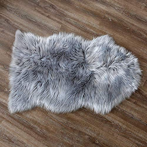 YDFYX Lammfell Schaffell Teppich Kunstfell Dekofell in Super weich Lammfellimitat Teppich Longhair Fell Optik Nachahmung Wolle Bettvorleger Sofa Matte (Grau, 75 x 120cm)