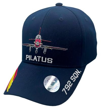 Tacro Gorra Pilatus 792 SQN, Ejército del Aire y del Espacio Diseño de Avión Bordado, Azul Marino con Detalles en Rojo y Amarillo, Ejército del Aire y del Espacio