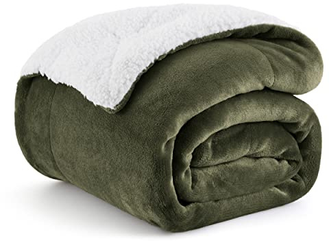 Bedsure Manta Cama Invierno - Manta Sofa Grande Polar Reversible de Franela y Sherpa, Manta Sofa Gruesa 150x200 cm de Microfibra Suave y Borreguito, Hiedra Verde