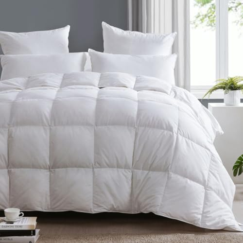 Alpes Blanc - Couette tempérée 220g/m² 240 x 260 cm - 90% Duvet de Canard – Fabriquée en France - Légère et Chaude – Confort Toutes Saisons