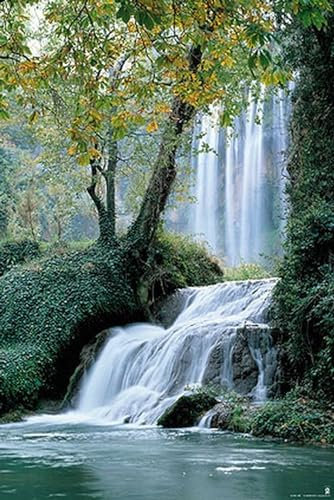 Grupo Erik Poster, carta, cascate monastero in pietra, 61 x 91,5 cm