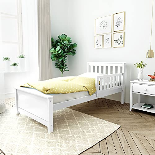 Max & Lily Twin Bed, Bed Frame with Headboard For Kids with 1 Guard Rail, Slatted, White
