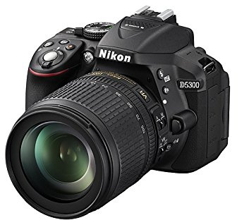Nikon D5300 18-105/3.5-5.6 Af-S G Dx ed Vr Digitalkamera