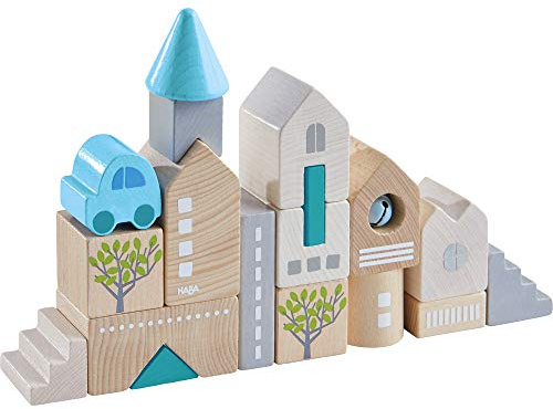 HABA 305531 - Bausteine Bad Rodach, 18-teiliges Baustein-Set zum Bauen von Stadtkulissen, Holzbausteine in unterschiedlichen Formen und Farben, Spielzeug ab 18 Monaten