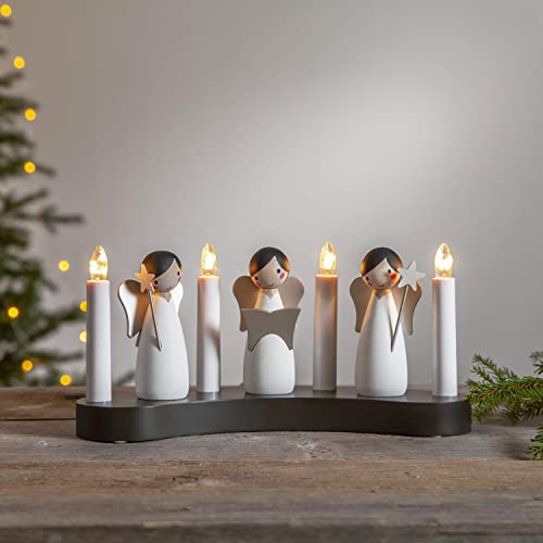Weihnachtsdeko Angel Choir von Star Trading, Kerzenständer mit 4 Glühbirnen E10 warmweiß, Weihnachtsfigur, Engel aus Holz, Kabelschalter, Länge: 31 cm