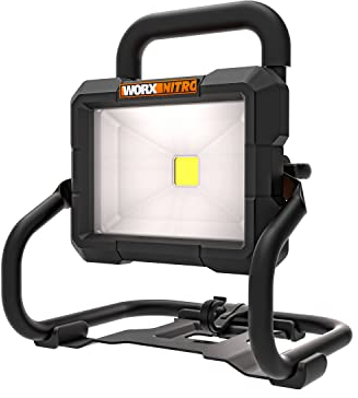 WORX Foco de trabajo LED a batería 20V, 1500 Lumen, Ángulo rotación 360º, 1,8kg, WX026.9
