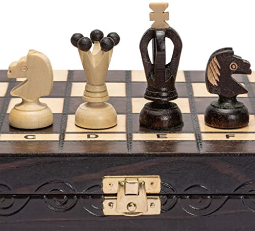Husaria Europeiskt internationellt schackspel set i trä, King's Continental – 35 centimeter schackset i medelstorlek med handgjorda schackmän och filtad hopfällbar bräda