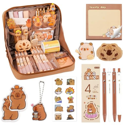 HANGGON Set Cancelleria Capibara - Astuccio in Stoffa, 10 Adesivi, Peluche Mini, Spilla, Portachiavi, Bloc Notes, 4 Penne a Gel & Clip - Regalo Carino per Scuola & Ufficio