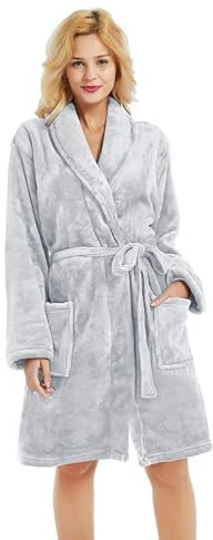 U2SKIIN Plush Robes for Women, Short Womens Fleece Robes Soft Warm Spa Bathrobe Fluffy House Loungewear(Light Grey, L/XL)