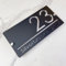 Plaque de numéro de maison en plein air, design suspendu plaque de numéro de maison personnalisée, plaque de nom de rue 3D découpée au laser acrylique moderne (noir et argent)