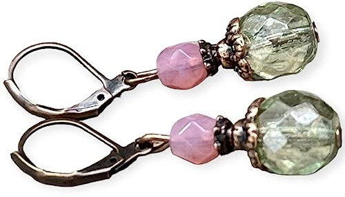 Vintage Ohrringe mit böhmischen Glasperlen - peridot, hellgrün, grün, rosa opal & kupfer