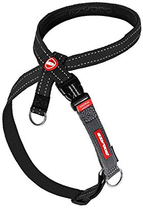 EzyDog Anti Zieh Geschirr Hund - Crosscheck Hundegeschirr für Kleine, Mittelgroße und Große Hunde, Hundetraining Zubehör, Reflektierendes, Größenverstellbar (S, Schwarz)