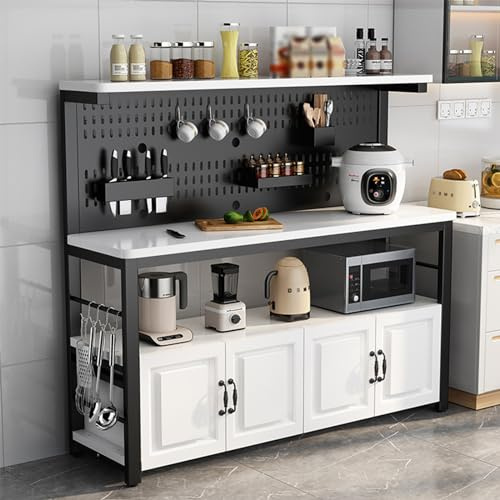 Scaffale da cucina a 4 ripiani con armadio a 4 ante e grande piano di lavoro industriale per forno a microonde e tavolino da bar con pannello posteriore perforato fai da te, bianco e nero (dimensioni