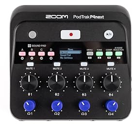 ZOOM PodTrak P4next Podcast-Recorder, 4 XLR Mikrofoneingänge, 4 Kopfhörerausgänge, KI-Rauschunterdrückung, Ton- und Comp-Effekte, Telefoneingang, Sound-Pads, Aufnahme auf SD, Batterie o. USB-Netzteil