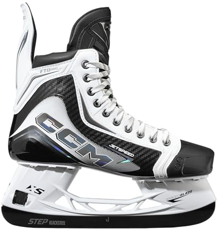 CCM skridskor JETSPEED FT8 PRO vit senior Wide 9.0 (EU44.5)