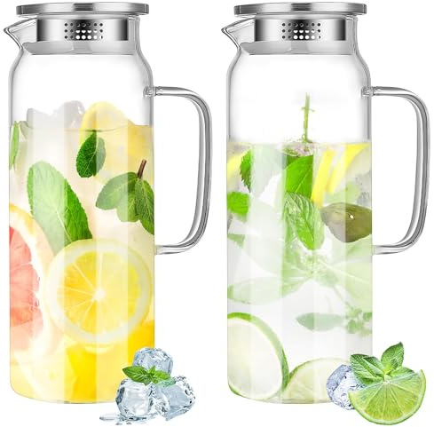 2 Stück Glas-Wasserkrug mit Deckel, 2L Glaskaraffe Saftkrug – Borosilikatglas mit Griff für heiße & kalte Getränke wie Wasser, Saft, Milch, Tee, Kaffee – Klarer Krug für Kühlschrank