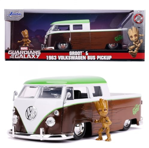 Jada Toys Marvel Groot, 1963 Bus Pickup, Spielzeugauto aus Die-cast, Türen, Kofferraum, Motorhaube zum Öffnen, inkl. Die-cast Groot Figur, Maßstab 1:24, braun