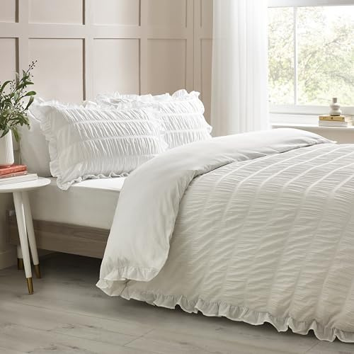 Catherine Lansfield Seersucker Frill King Duvet Cover Set with Pillowcases White