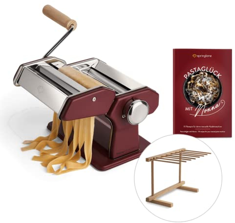 SPRINGLANE Manuelle Nudelmaschine Nonna, Edelstahl, Pastamaker inkl. Rezeptheft, Nudeltrockner & 3 Schneideaufsätze für Spaghetti, Lasagne, Tagliatelle - Rot