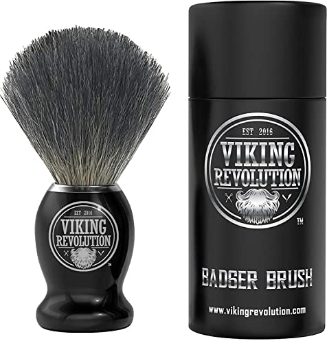 Viking Revolution Pennello Barba in Tasso - Pennello da Barba Rasatura a Umido con Crema e Schiuma da Barba - La Miglior Rasatura con Rasoio di Sicurezza, Rasoio a Doppio Filo o Rasoio Pieghevole
