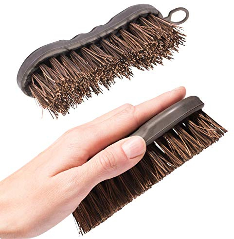 Animalon Hufbürste für Pferde | Hufpflege mit harten Naturborsten | Hufbürste für Pferde | Huf Bürste der Extraklasse Fürs Pferd | Kleine Wurzelbürste für Jede Putzbox | Bürste für die Pferde Pflege