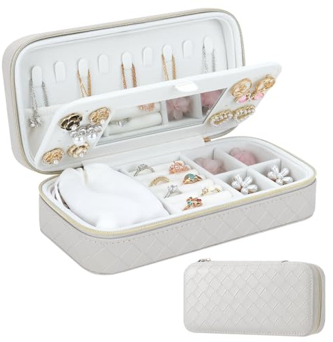 DesignSter Joyero Pequeño, Caja Joyero de Viaje para Mujer, Organizador de Joyas de Viaje de PU con Relieve y Espejo para Anillos, Pendientes, Collares y Pulseras, Gris