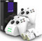 Fosmon DUAL 2 MAX Ladestation Kompatibel Mit Xbox Series X/S (2020), Xbox One/One X/One S Elite Controllers, Dual Docking Station + 2 x 2200mAh Wiederaufladbare Batterie Ladeschacht Station - Weiß