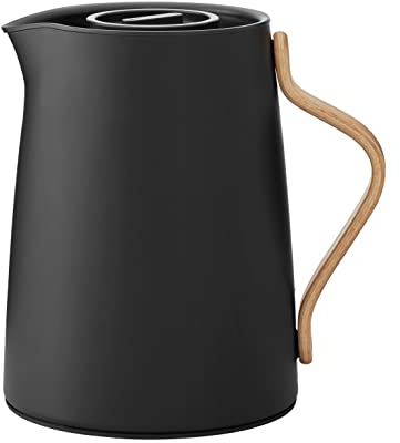 Stelton Tee-Isolierkanne Emma - Isolierte Kunststoff-Teekanne mit Deckel & Edelstahl-Thermoeinsatz - Modernes Design, cleverer, integrierter Infusionsfilter & Buchenholzgriff - 1 Liter, Matt schwarz