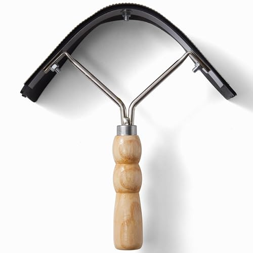 Eiqijci Metal Sweat Scraper for Horses – 2-in-1 Grooming Tool with Rubber Edge and Wooden Handle, Metal Curry Comb for Horses and Cattle, Compact Curved Scraper for Barn, Stable, and Equestrian Care
