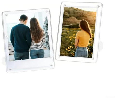 Paquete de 2 marcos magnéticos acrílicos diseñados para protección de fotos con acrílico resistente a los rayos UV y bordes seguros, lo que permite una visualización horizontal o vertical con