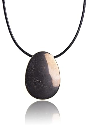 PURAJA Ciondolo in pietra naturale autentica : Pirite | Collana di cristallo con ciondolo a goccia incluso un elegante cordino | Pietra curativa/Portafortuna premium realizzata con minerali