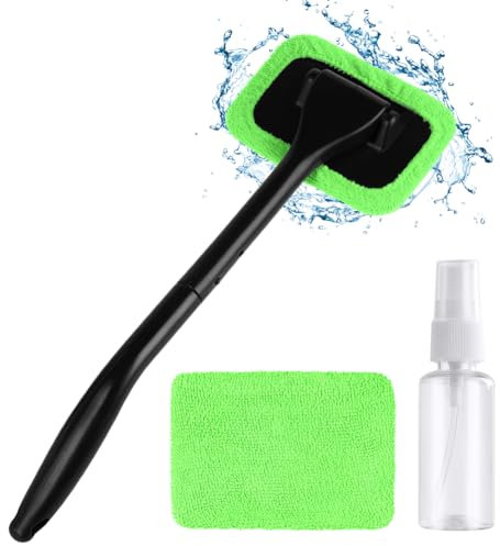 URAQT Car Windscreen Cleaner Brush, Detachable Car Window Cleaner with 2 Washable Microfiber Pads, Kitchen Home Auto Inside Glass Wiper, Inside Car Cleaning Tool for Fog Moisture Removal(Green)