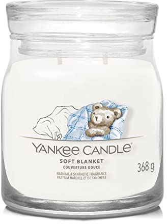 Yankee Candle Signature Scented Candle | Soft Blanket Medium Jar Candle with Double Wicks | Soy Wax Blend Long Burning Candle | Perfect Gifts for Women