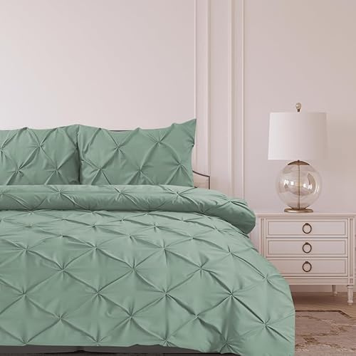 Bronwen Mathews King Size Duvet Cover Set Sage Green Pintuck Pinch Pleat Soft Microfibre Duvet Cover with 2 Pillowcases, Wrinkle Free King Bedding Set