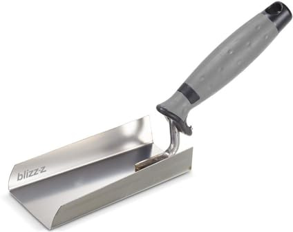 blizz-z Streugutkelle aus rostfreien Edelstahl mit Softgriff | Handschaufel für gleichmäßige, schnelle Verteilung von Streusalz, Quarzsand etc. | Made in Germany