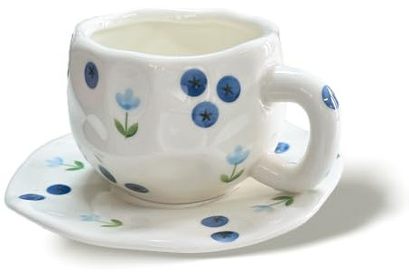 TREEWOO Juego de tazas de café y platillos pintados a mano, de cerámica de arándanos, 250 ml, estilo coreano, irregular, aplastado a mano