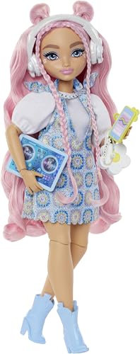 Barbie Dream Besties Puppe und Accessoires, bewegliche Daisy Jean-Modepuppe mit ausziehbaren Moden und welligem, pinkem Haar, 9 Teile zum Thema DJ und Musik, JDD74