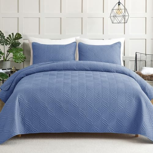 Whale Flotilla Colcha Moderna de 260 x 280 cm, Colcha con 2 Fundas de Almohada, Edredón de Microfibra con Estampado en Relieve, Ropa de Cama Ligera y Suave para 4 Estaciones, Azul Grisáceo