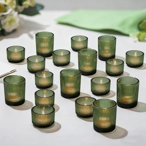 Hewory Juego de 24 portavelas de té de cristal, color verde, juego de 24 velas pequeñas, vintage, portavelas de cristal, decoración de mesa para salón, decoración de Navidad, boda, fiesta